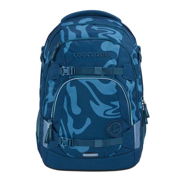 Funktionaler Schulrucksack MATE Breaking Waves mit blauem Camouflage-Design, mehreren Taschen und ergonomischen Tragegurten, ideal für Schüler ab der 5. Klasse.