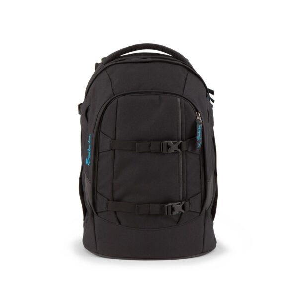 Satch Schulrucksack PACK Black Bounce in tiefschwarzer Farbe mit zwei Hauptfächern, Organizer-Fach, Seitentaschen und gepolsterten Gurten für optimalen Tragekomfort.