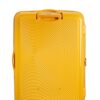 Großer gelber Hartschalenkoffer American Tourister Soundbox mit spiralförmigem Design, 77 cm, 110 L, ideal für Reisen und Abenteuer.