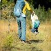 Deuter Pico Kinderrucksack in Glacier-dustblue für Kinder, ideal für Abenteuer im Freien mit 5 Litern Volumen, komfortablem Rückenpolster und verstellbarem Brustgurt.