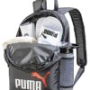PUMA Unisex Phase Rucksack in schwarz-grau mit rotem Logo, ideal für Sport und Freizeit, ausgestattet mit praktischen Fächern und verstellbaren Schultergurten.