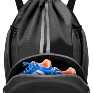 Vielseitiger und robuster Turnbeutel in Schwarz mit zwei breiten Trageriemen, einem zusätzlichen Fach für Sportschuhe und einem modernen, sportlichen Design, ideal für Sport und Freizeit.