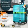 tillvex® Reisekoffer Set bestehend aus vier Koffern in verschiedenen Größen, ausgestattet mit einem stabilen ausziehbaren Griff und vier Rollen, abgebildet in leuchtend türkisfarbenem Design, präsentiert mit Gepäckband und Kofferanhänger.