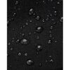 Schwarze Under Armour Unisex UA Undeniable 5.0 Duffle SM Backpack Tasche mit wasserabweisender Oberflächenstruktur und Wassertropfen, die auf dem Material liegen.