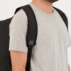 adidas Unisex Classic Foundation Backpack in Schwarz/Weiß, ideal für Schule und Freizeit, aus 100% recyceltem Polyester, komfortable Polsterung, mehrere Fächer für optimale Organisation.