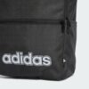 adidas Unisex Classic Foundation Backpack in Schwarz/Weiß, ideal für Schule und Freizeit, gefertigt aus 100% recyceltem Polyester mit verschiedenen Taschen für zusätzlichen Stauraum.