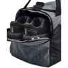 Under Armour Unisex UA Undeniable 5.0 Duffle SM Backpack in grau mit schwarzen Akzenten, ideal für Sport und Freizeit, ausgestattet mit UA Storm-Technologie für Wetterbeständigkeit.