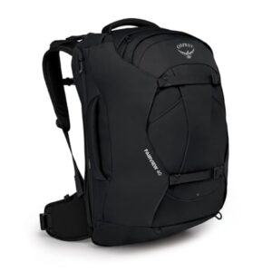 Schwarzer Osprey Fairview 70 Rucksack auf weißem Hintergrund mit robuster Konstruktion, leichtgewichtigem Design und attraktivem Schwarz-Design